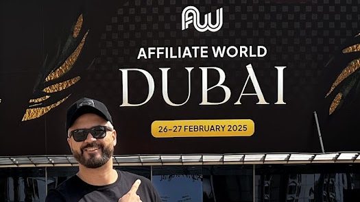 No Affiliate World, um dos maiores eventos de marketing digital do mundo, em Dubai, Emirados Árabes